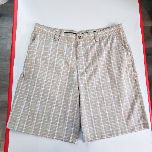 Izod X.F.G flat front Golf shorts light brown grey checkered men's size 36 - Picture 4 of 13